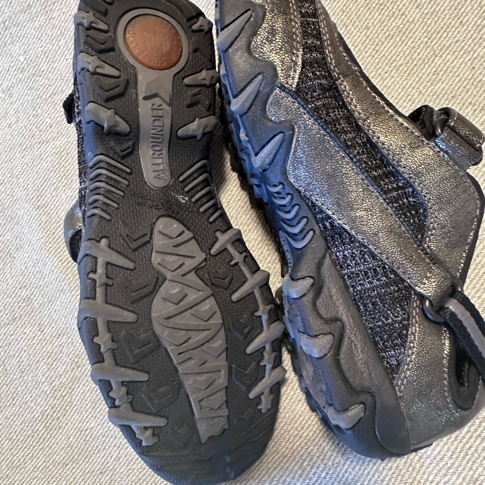 Mephisto Women's shimmery Black Athletic Shoes - Picture 2 of 6
